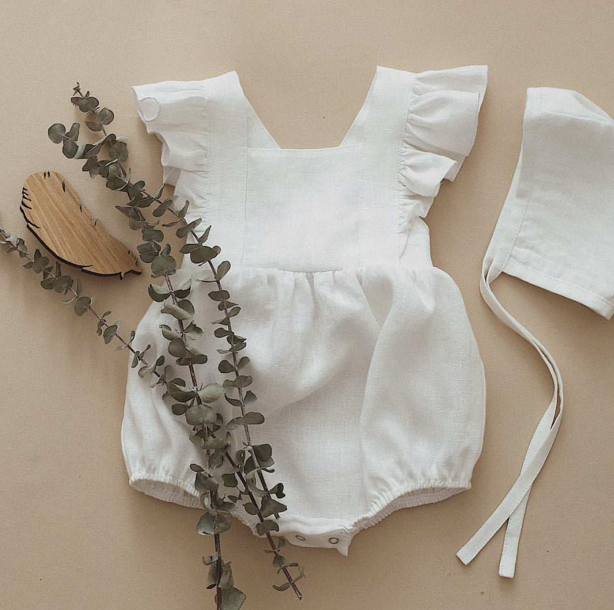 Adorable sleeveless romper – Lightweight linen-cotton blend with 2-button snap gusset and adjustable straps for comfort