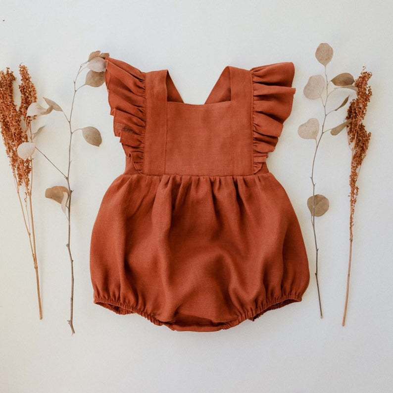 Adorable sleeveless romper – Lightweight linen-cotton blend with 2-button snap gusset and adjustable straps for comfort