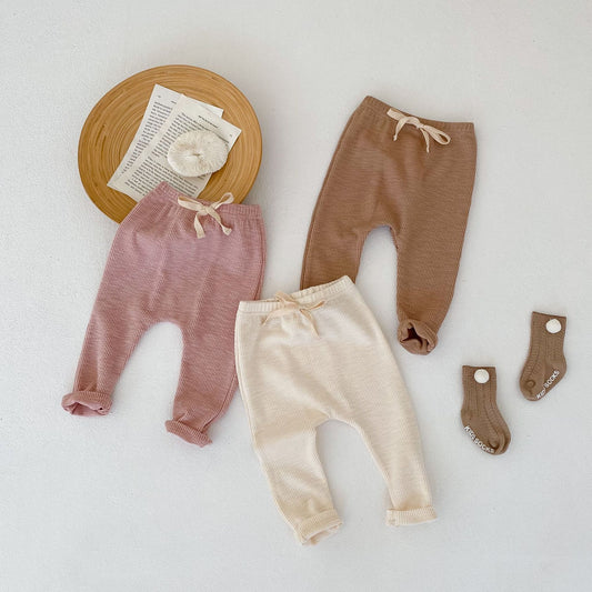 Comfortable and stylish baby pants – High-quality materials for versatile everyday wear